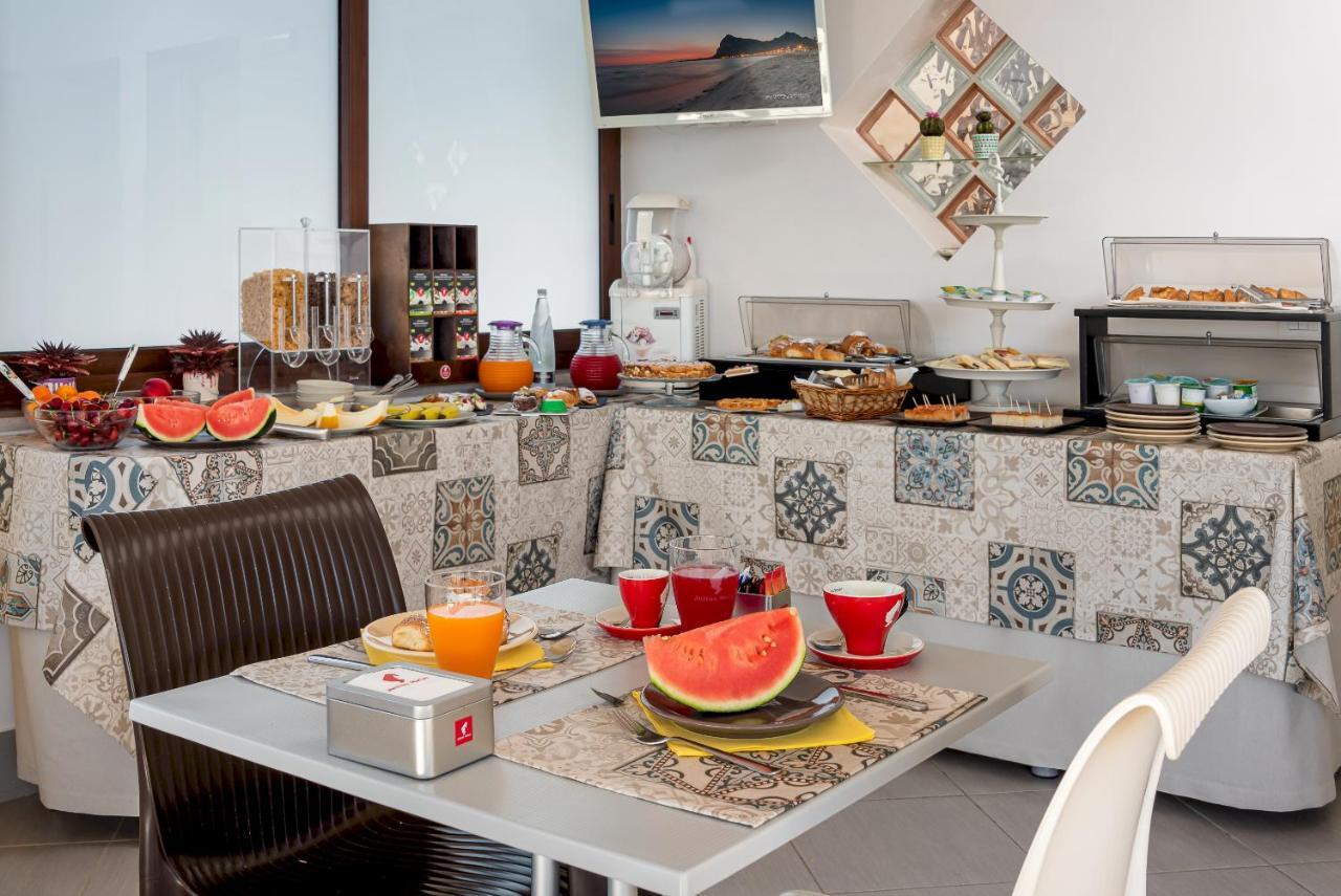 B&B A Casa Di Aurora Rooms San Vito Lo Capo Exteriör bild